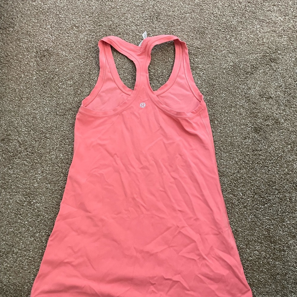 Lululemon razorback tank